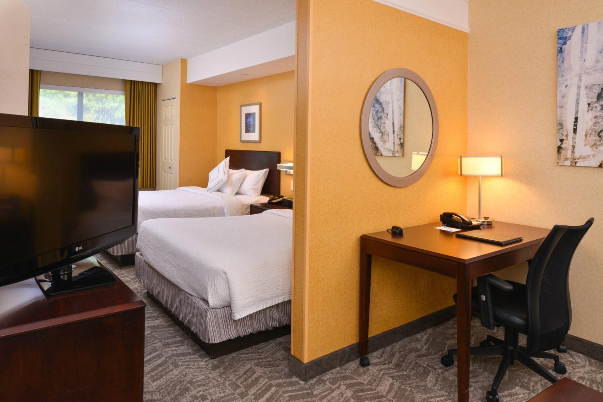 Springhill Suites Pittsburgh Mills Tarentum Exteriör bild