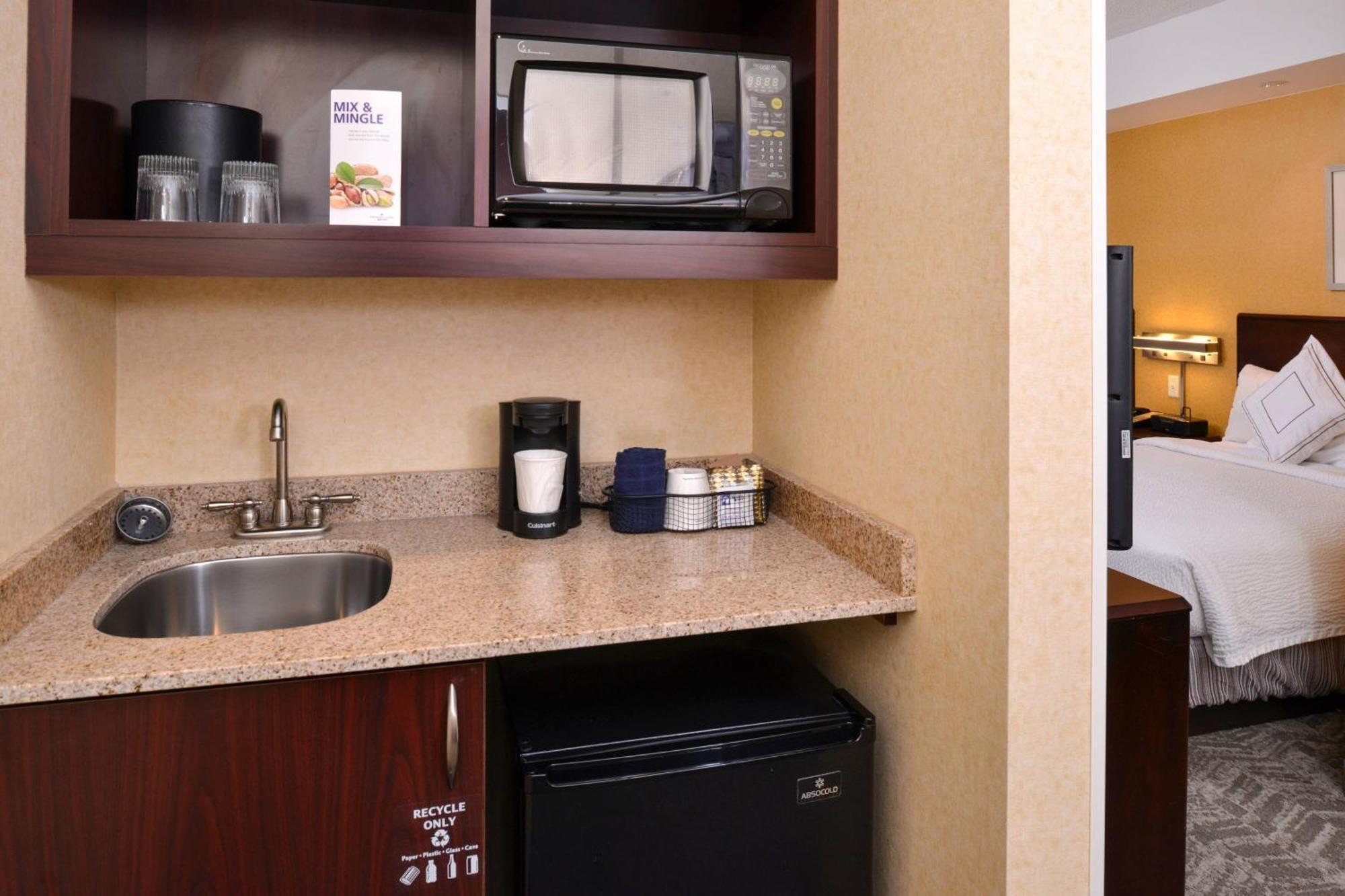 Springhill Suites Pittsburgh Mills Tarentum Exteriör bild